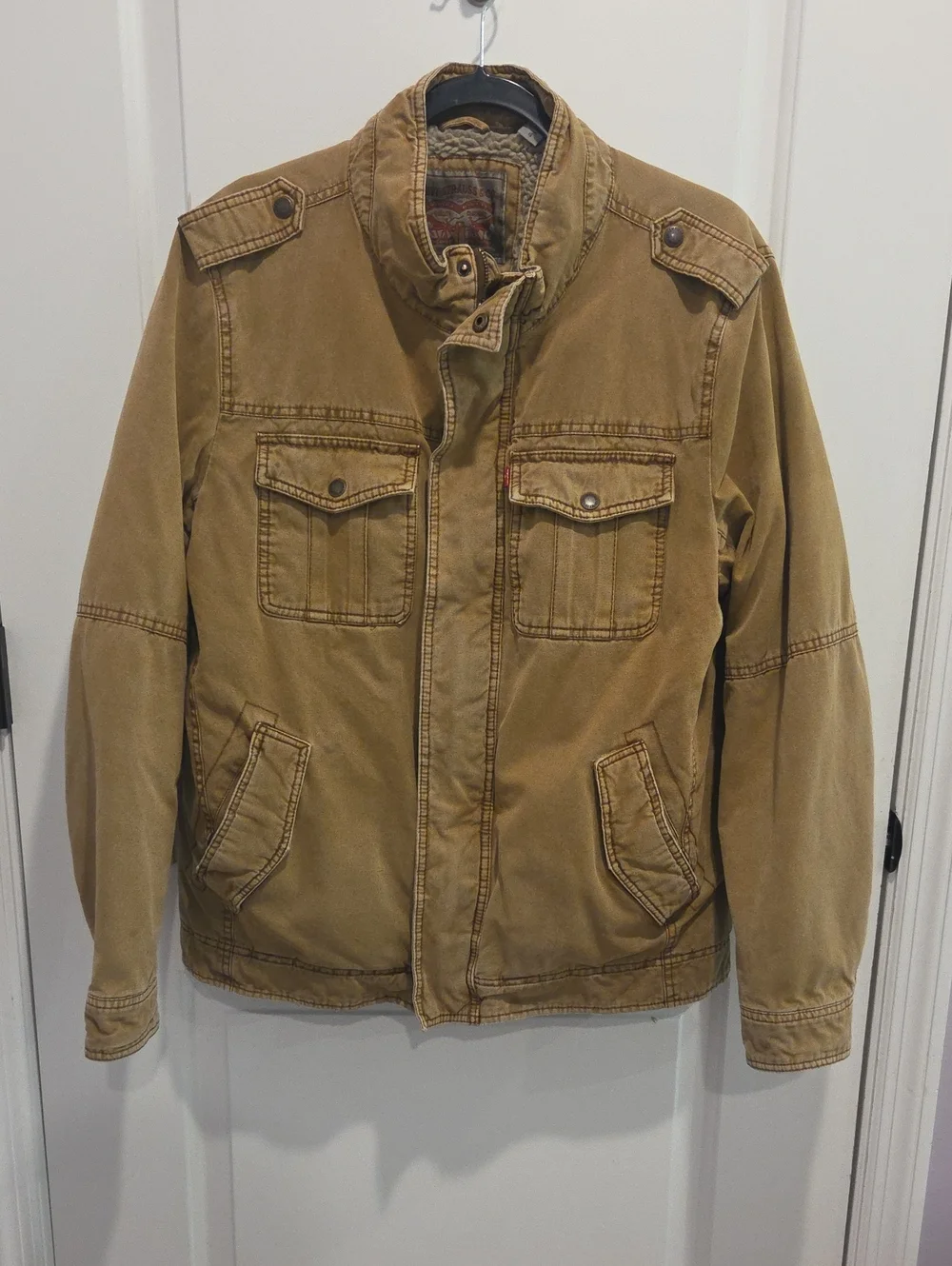 Levi's Men's Tan Field Jacket with Utility Pockets